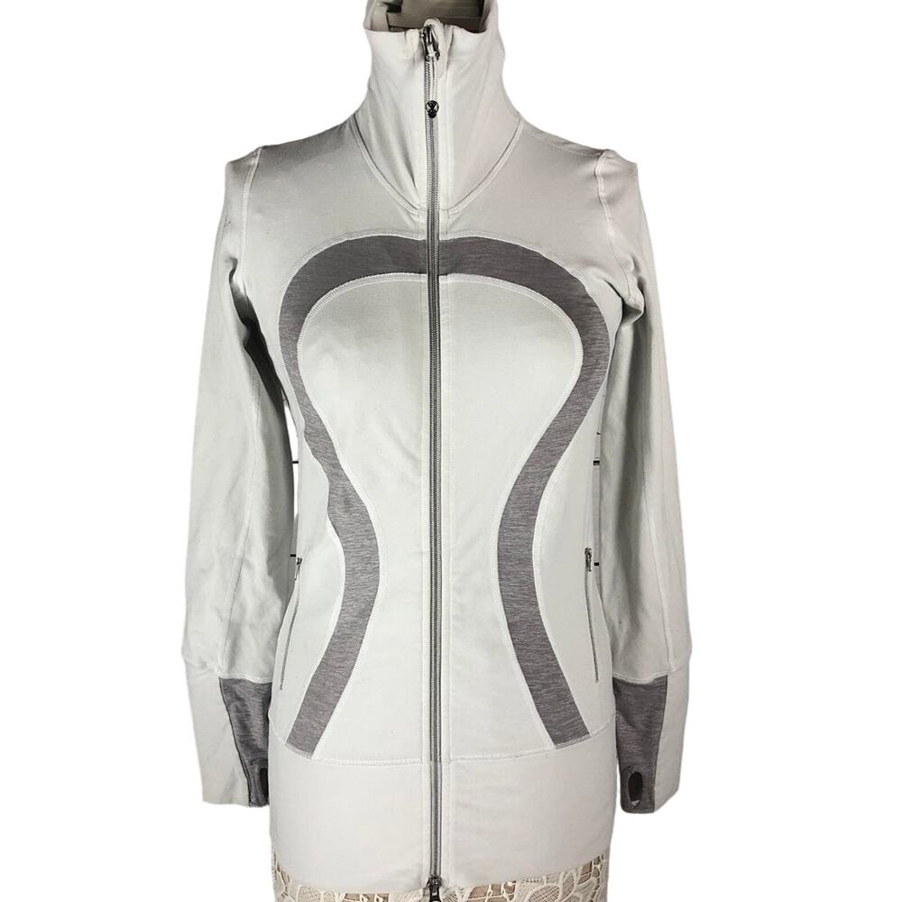 Lululemon Women in Stride jacket white & Metallic silver full zip high neck 4